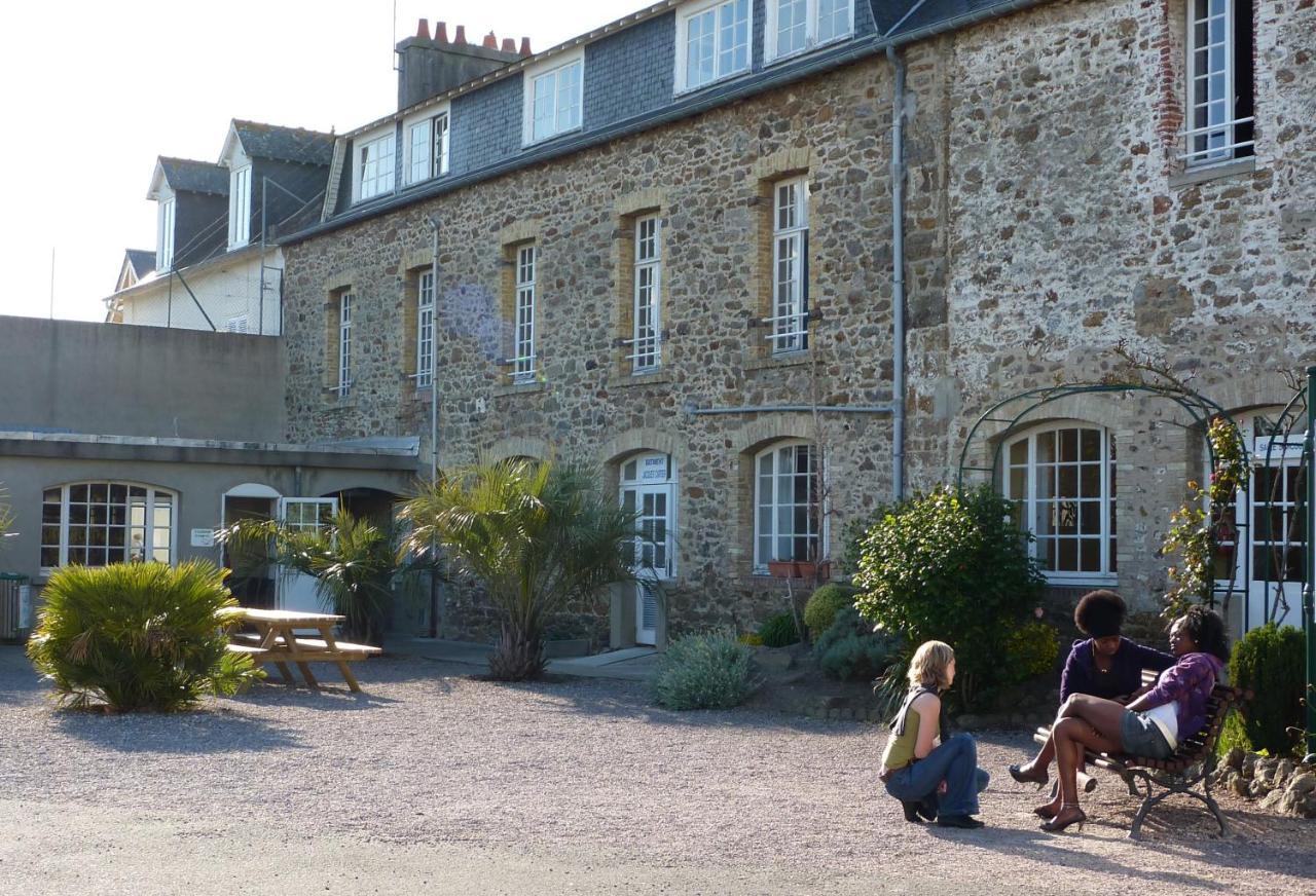 Auberge de Jeunesse Ethic étapes Saint Malo Exterior foto